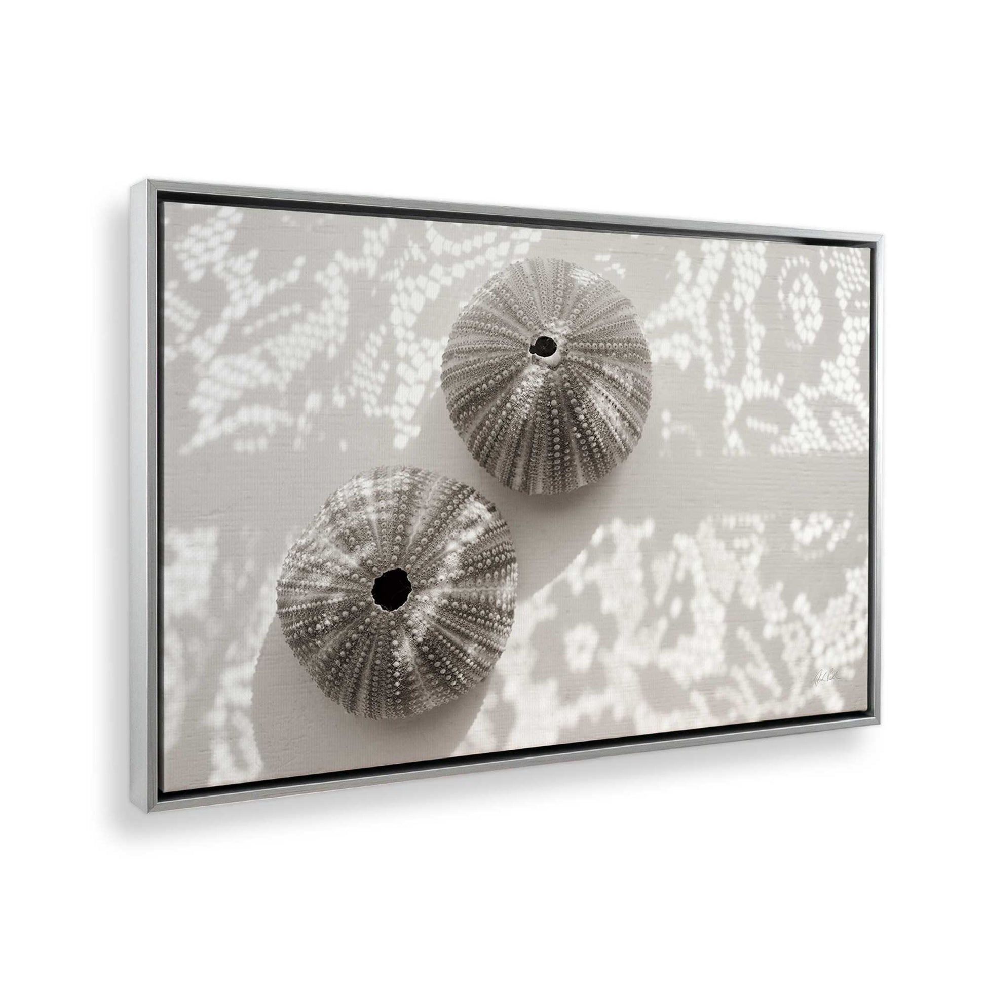 [Color:Polished Chrome], Picture of the corner of the art