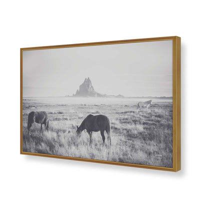 [Color:Polished Gold], Picture of art in a Polished Gold frame of the corner