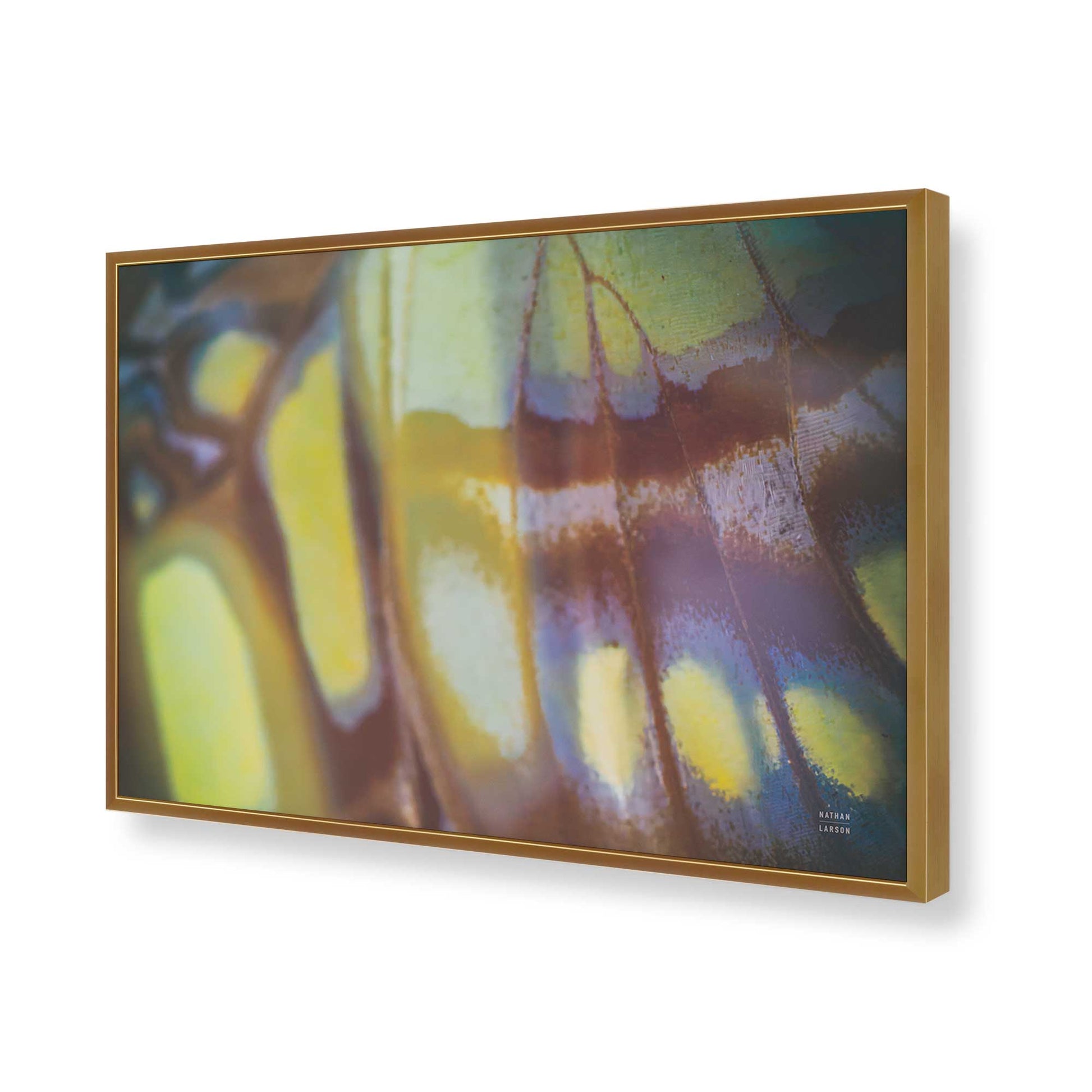 [Color:Polished Gold], Picture of art in a Polished Gold frame of the corner