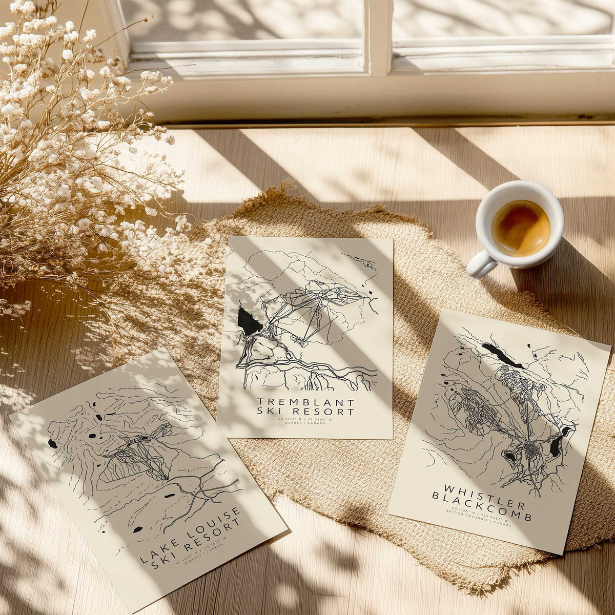 [color:Rolled Print], Picture of close up of art