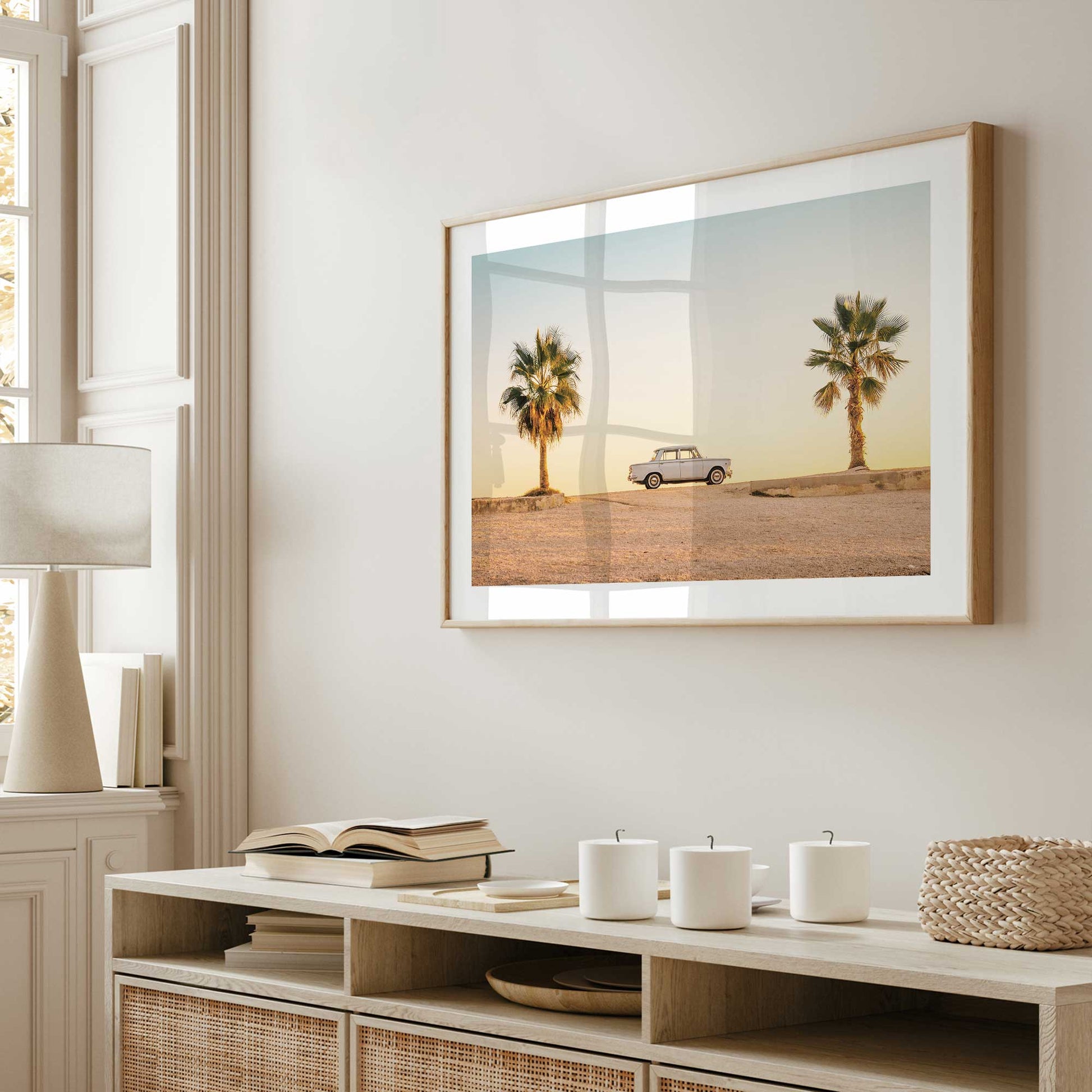 [LIFESTYLE],[SPECIAL],Picture of art in a room